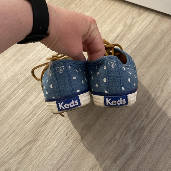 Taylor Swift Keds | Bleached Heart Sneakers | Size 7.5 - Picture 4 of 6